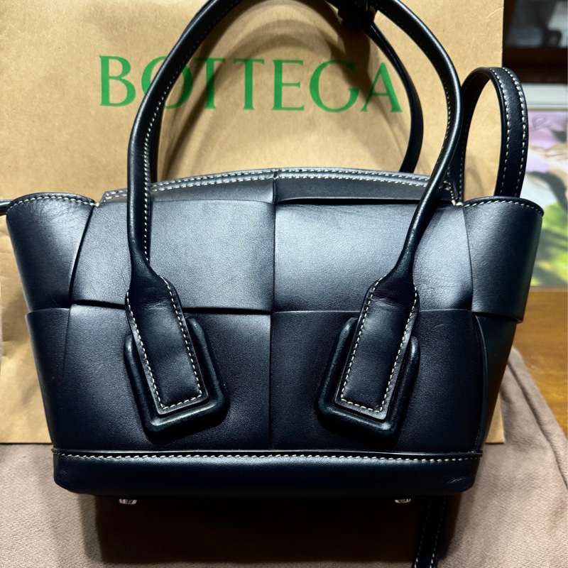 bottega veneta arco mini 葆蝶家 bv arco mini 黑色白線-7