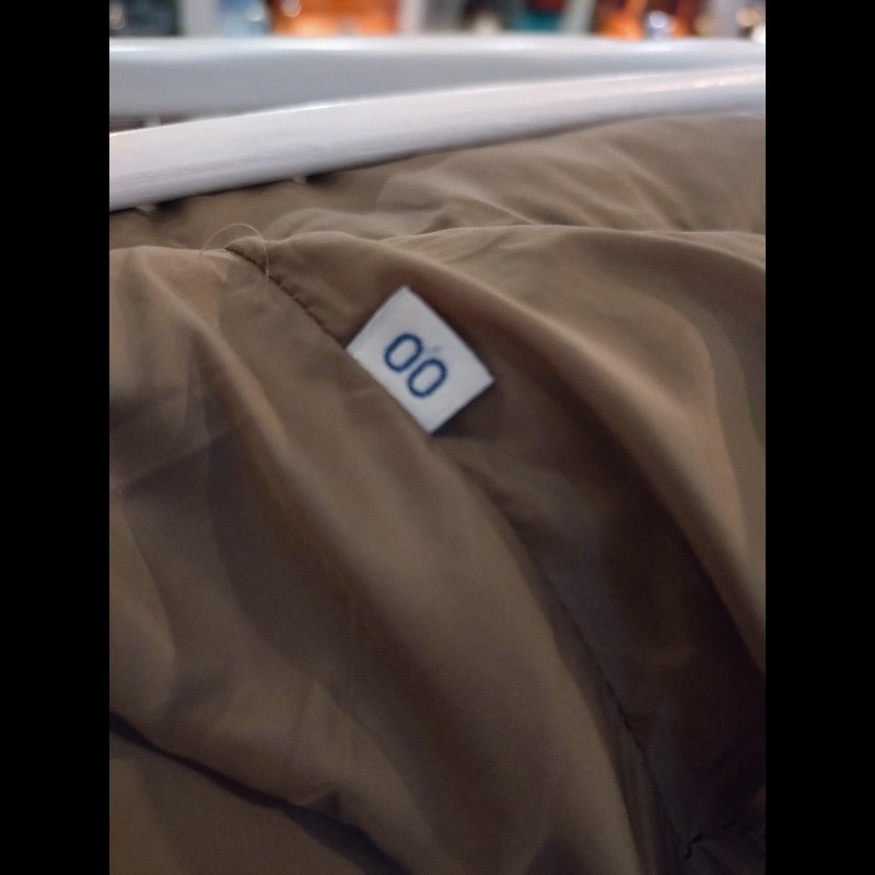 Moncler 卡其灰有帽羽絨外套-20