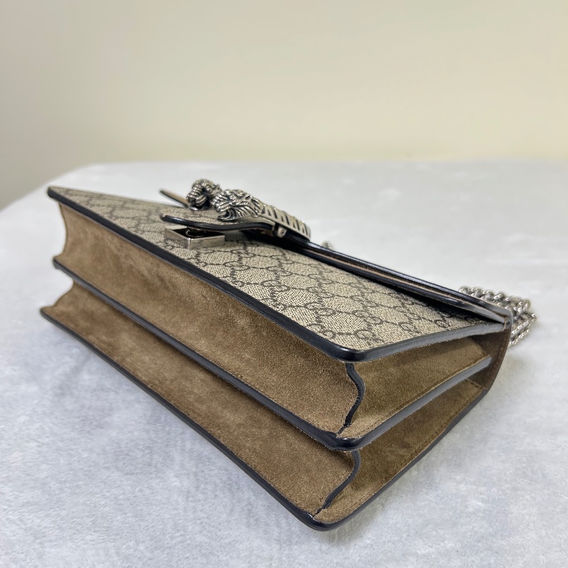 Gucci Dionysus 雙 G Supreme 經典織紋麂皮肩背包-13