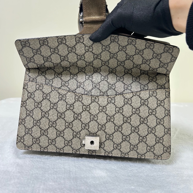 Gucci Dionysus 雙 G Supreme 經典織紋麂皮肩背包-17