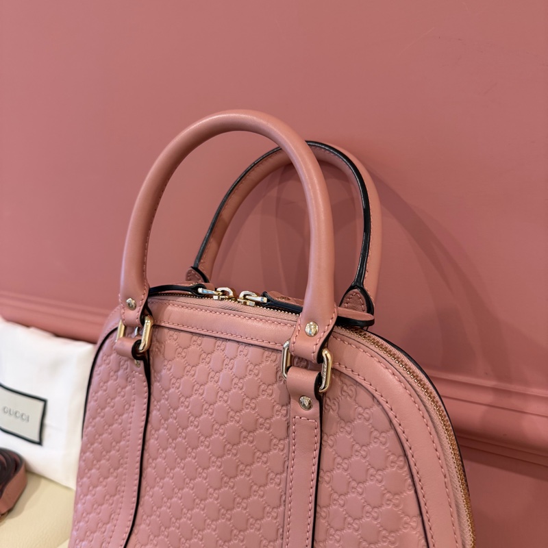 古馳Gucci 經典滿版壓紋全皮兩用貝殼包（柔瑰粉/藕粉色）Microguccissima-12