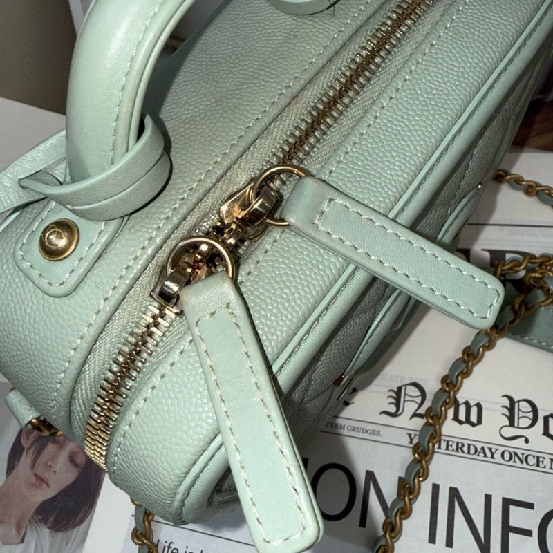 Chanel Vanity Case 相機 單肩包 薄荷綠 菱格紋 荔枝牛皮 小號 金扣-2