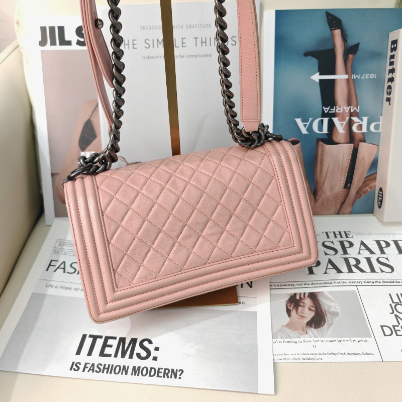 Chanel Leboy 淡粉色 菱格紋 羊皮 中號 銀扣-2