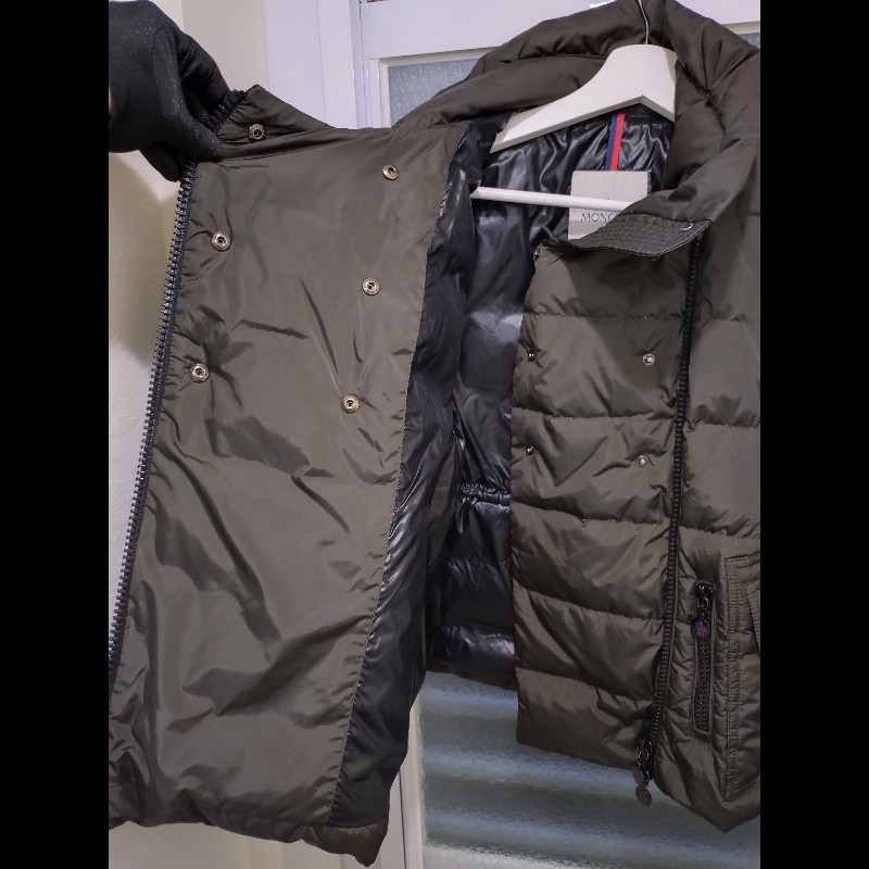 Moncler 深灰雙排釦羽絨外套-11