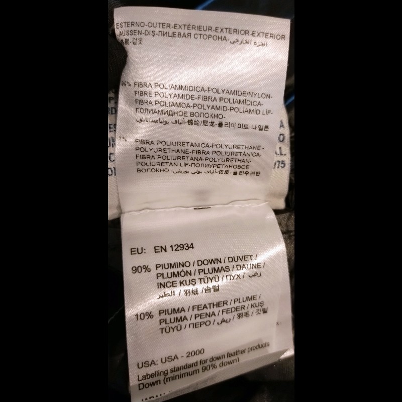 Moncler 深灰雙排釦羽絨外套-16