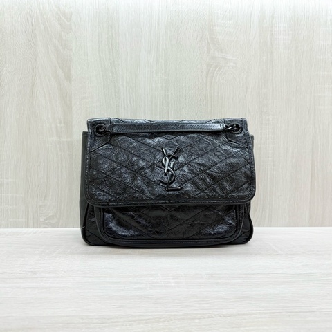 YSL黑色黑釦山形紋牛皮NIKI中號肩側背包6331840