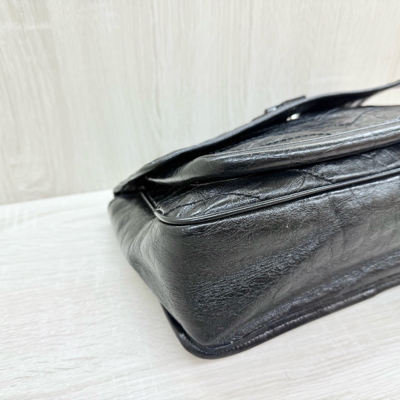 YSL黑色黑釦山形紋牛皮NIKI中號肩側背包6331840-18