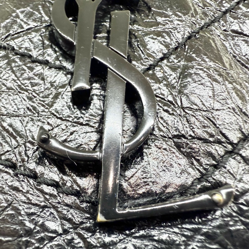 YSL黑色黑釦山形紋牛皮NIKI中號肩側背包6331840-19