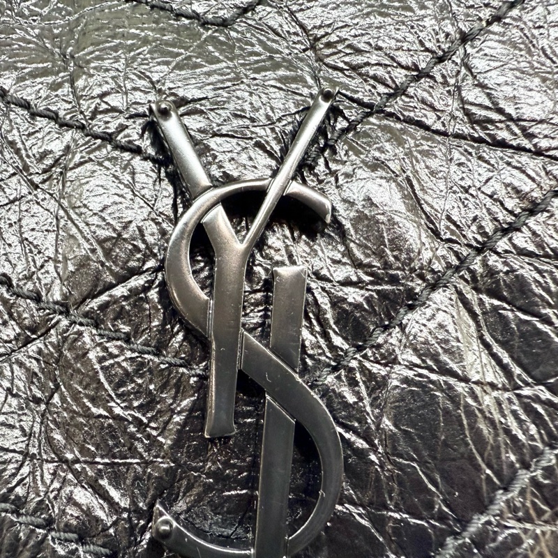 YSL黑色黑釦山形紋牛皮NIKI中號肩側背包6331840-20