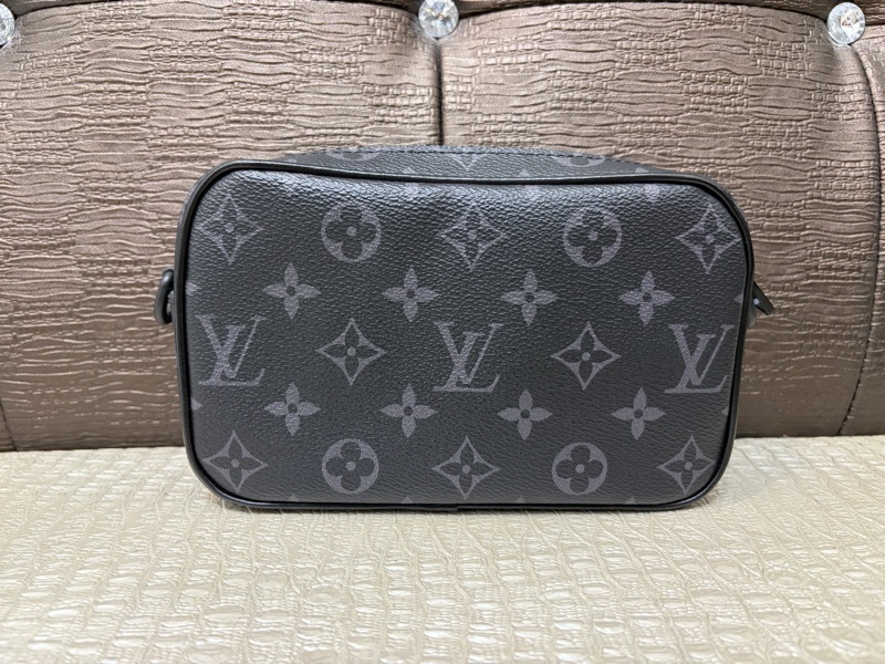 LV 黑灰原花黑釦Trocadero相機包M14253-1