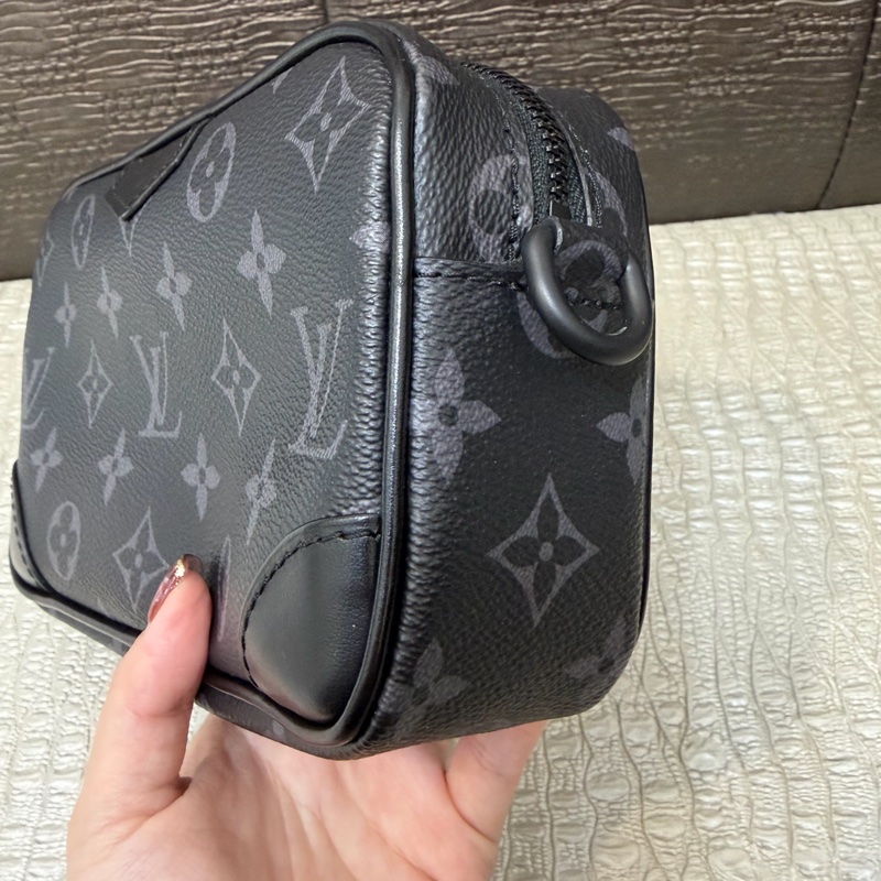 LV 黑灰原花黑釦Trocadero相機包M14253-2