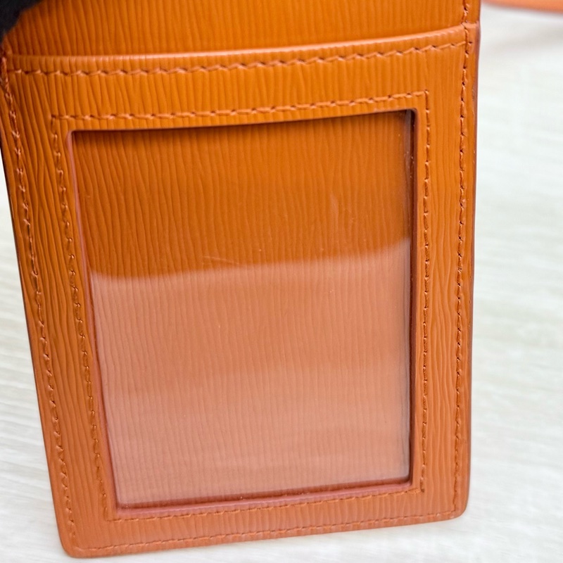 PRADA橘色三角金LOGO Saffiano掛繩證件套1MC007-11