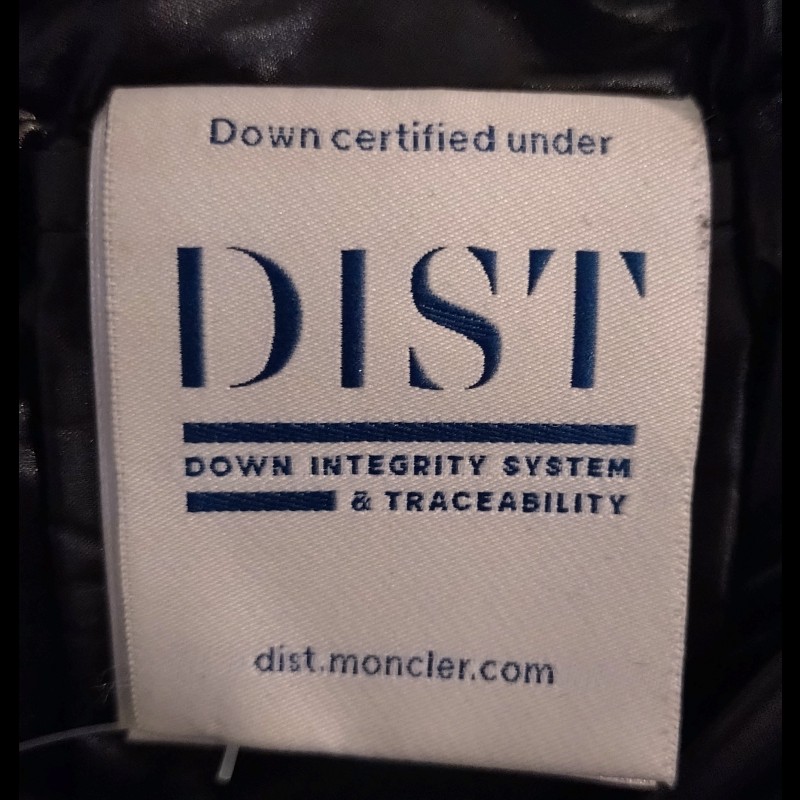Moncler 黑色羽絨長版外套-12