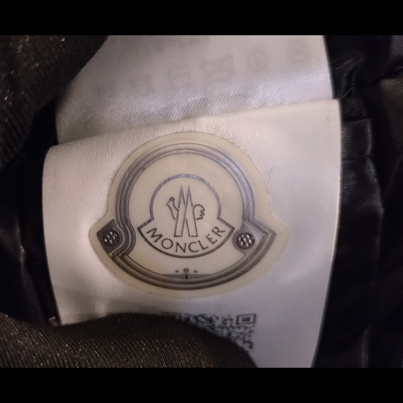 Moncler 黑色羽絨長版外套-13