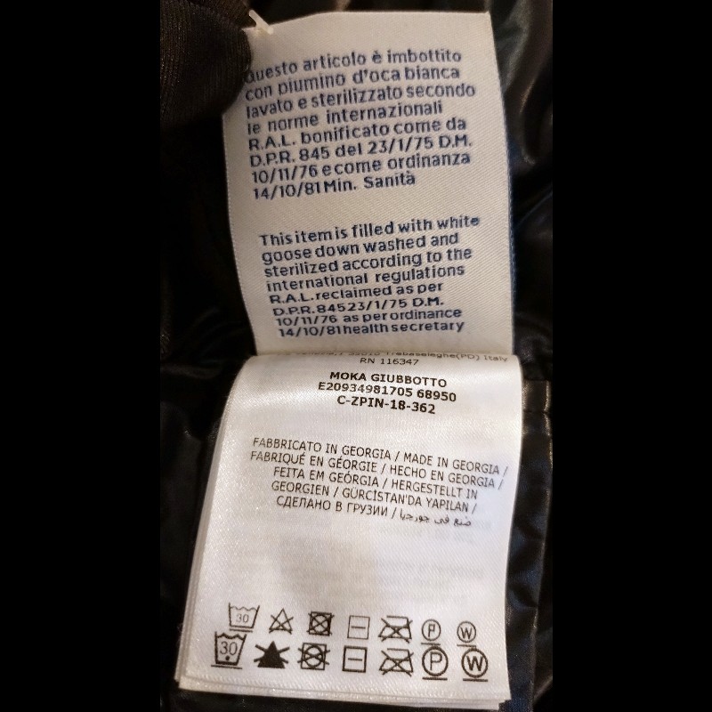 Moncler 黑色羽絨長版外套-14