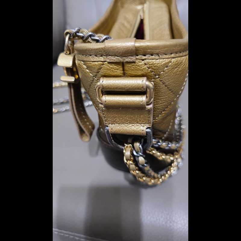 ◇CHANEL◇ CHANEL  Gabrielle （小號金元寶）限量漸變金流浪包（保卡26開）-16