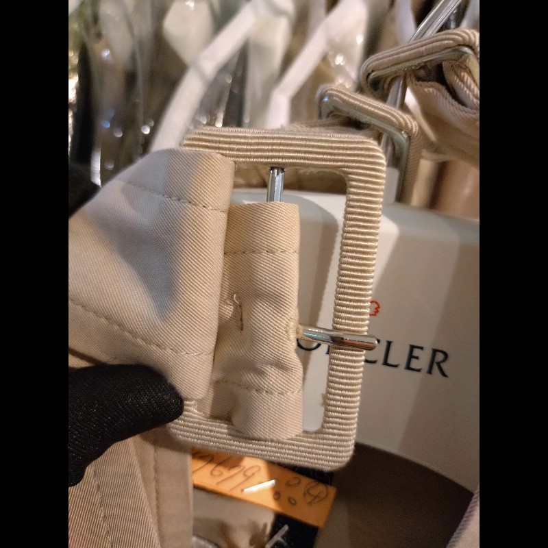 Moncler 淺卡其色風衣-6