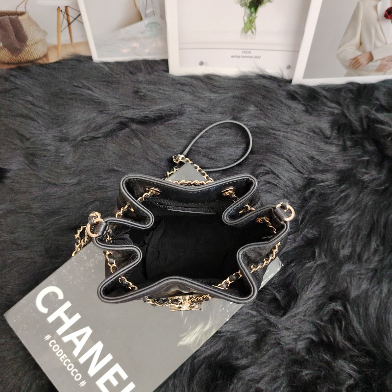 Chanel 羊皮迷你抽繩水桶包 29開 98新-1