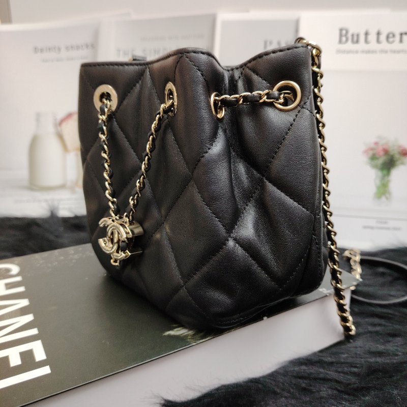 Chanel 羊皮迷你抽繩水桶包 29開 98新-2