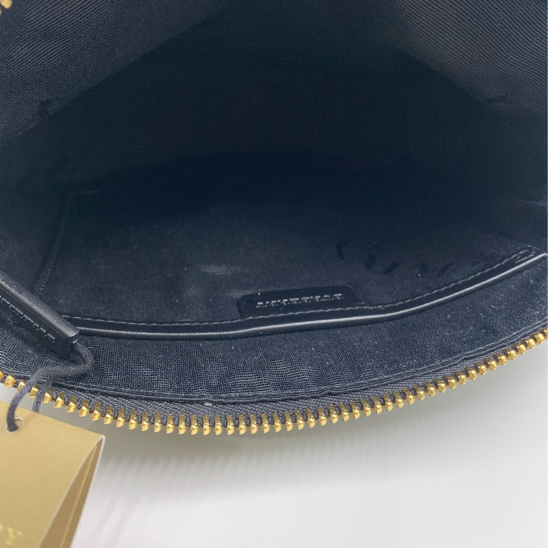 Burberry Pouch-15