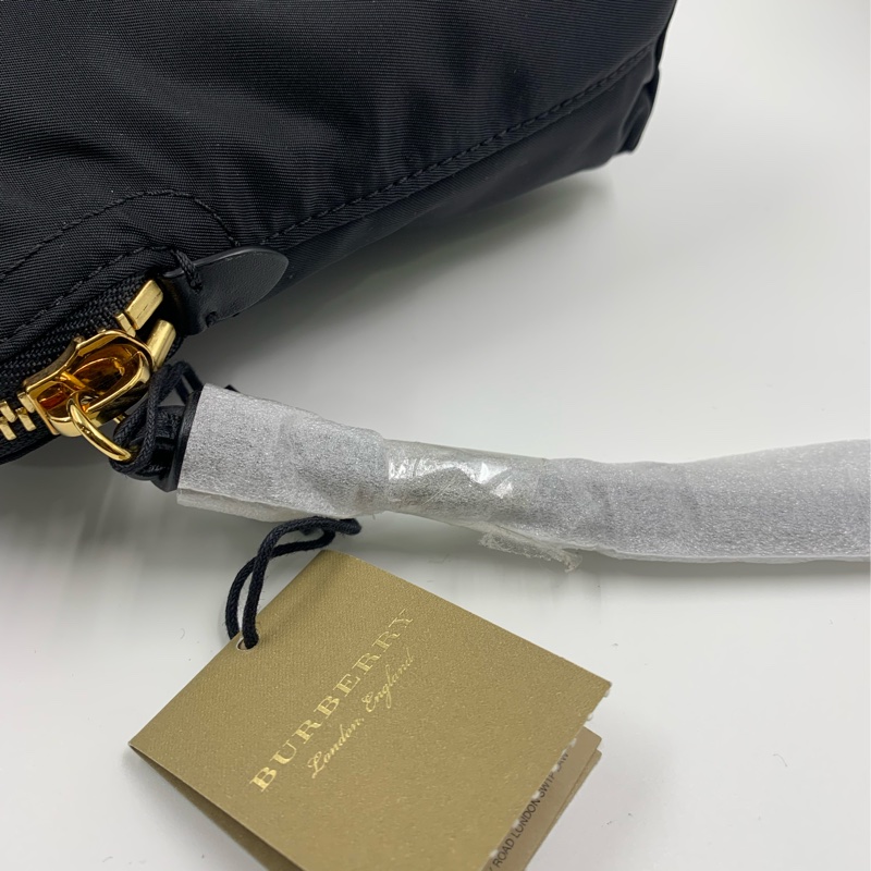 Burberry Pouch-18