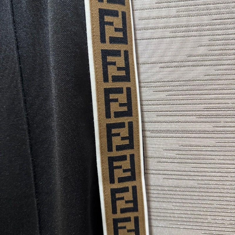 💎Han's house精品服飾💎FENDI 芬迪 FF 長褲 棉褲-3