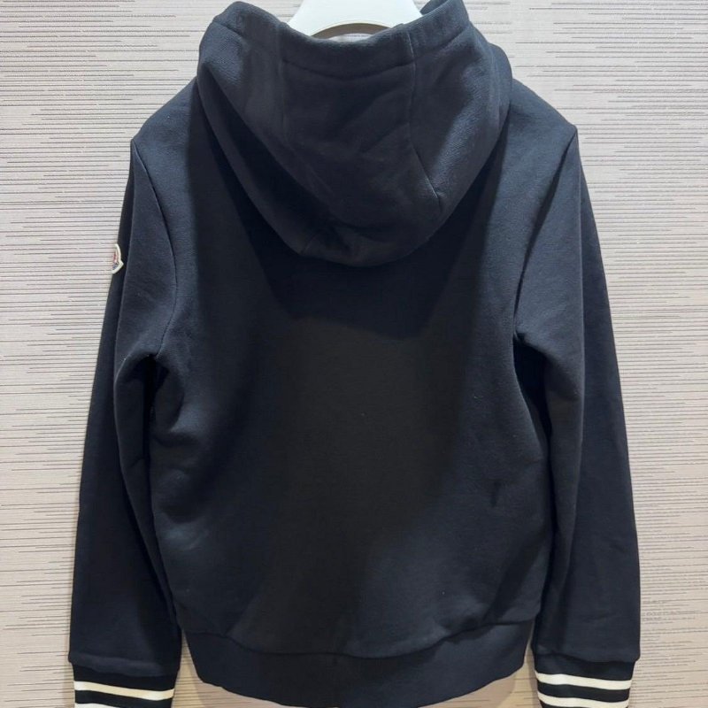 💎Han's house精品服飾💎moncler 羽絨 拼接 外套  現貨 青年款=男成人 XS 原價22500-1