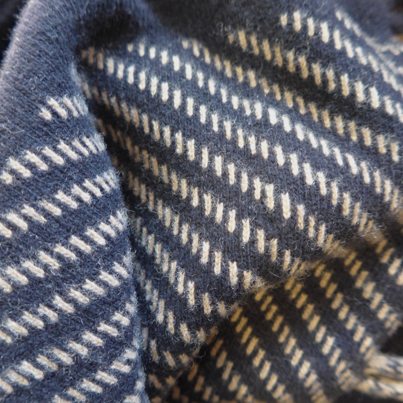 Chloé 毛線編織拼接大衣｜柔性結構的高級工藝之作-9