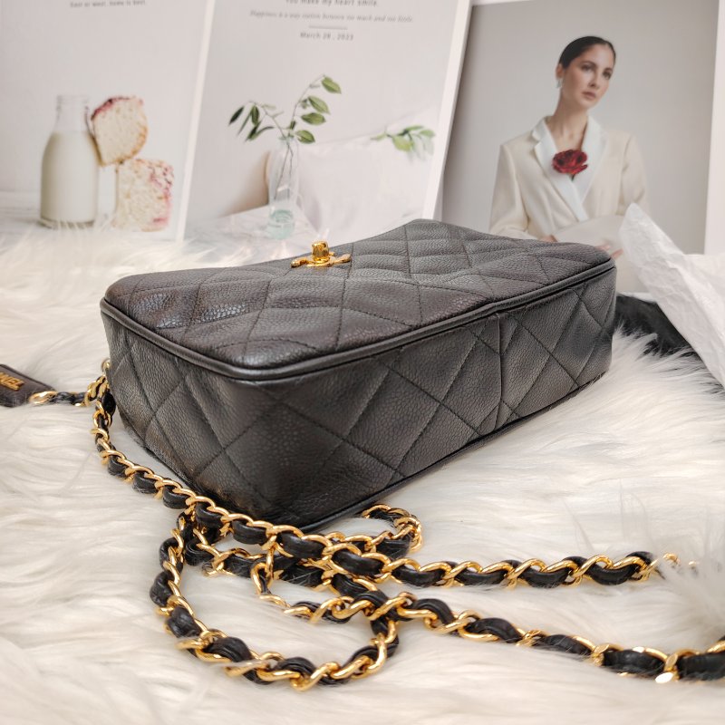 Chanel Vintage 中古黑金相機包-4