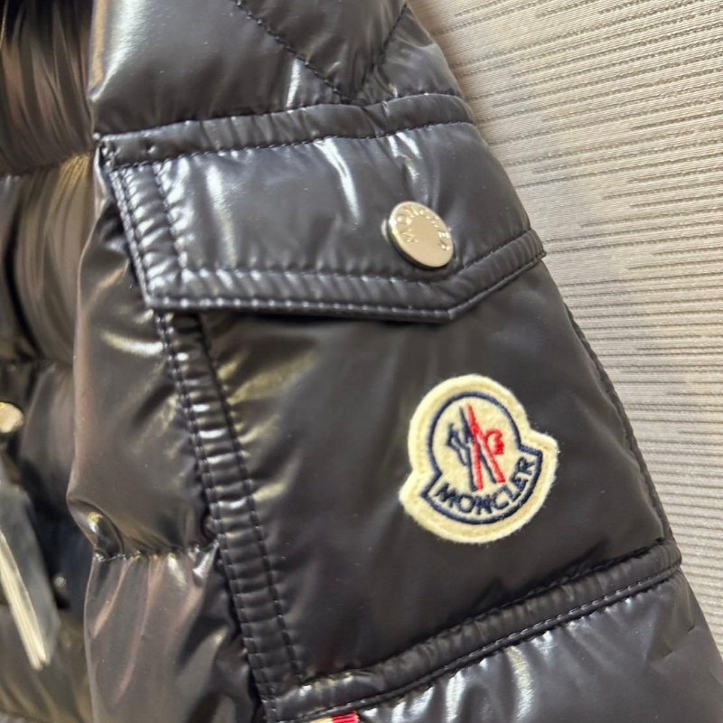 貨 💎Han's house精品服飾💎 moncler Manaem 羽絨套 連帽可拆 現貨 青年款=女成人 S M 原價38300-4