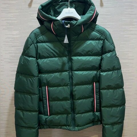 💎Han's house精品服飾💎 moncler Merary 羽絨 外套 青年款 = 男成人 S 原價36800