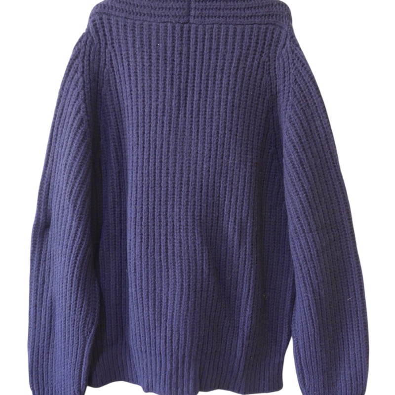 MOSCHINO 毛線外套｜經典輪廓中的設計巧思-1