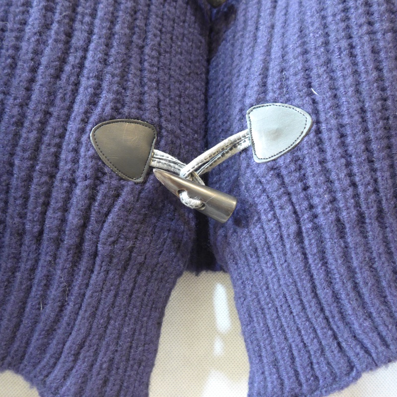 MOSCHINO 毛線外套｜經典輪廓中的設計巧思-3