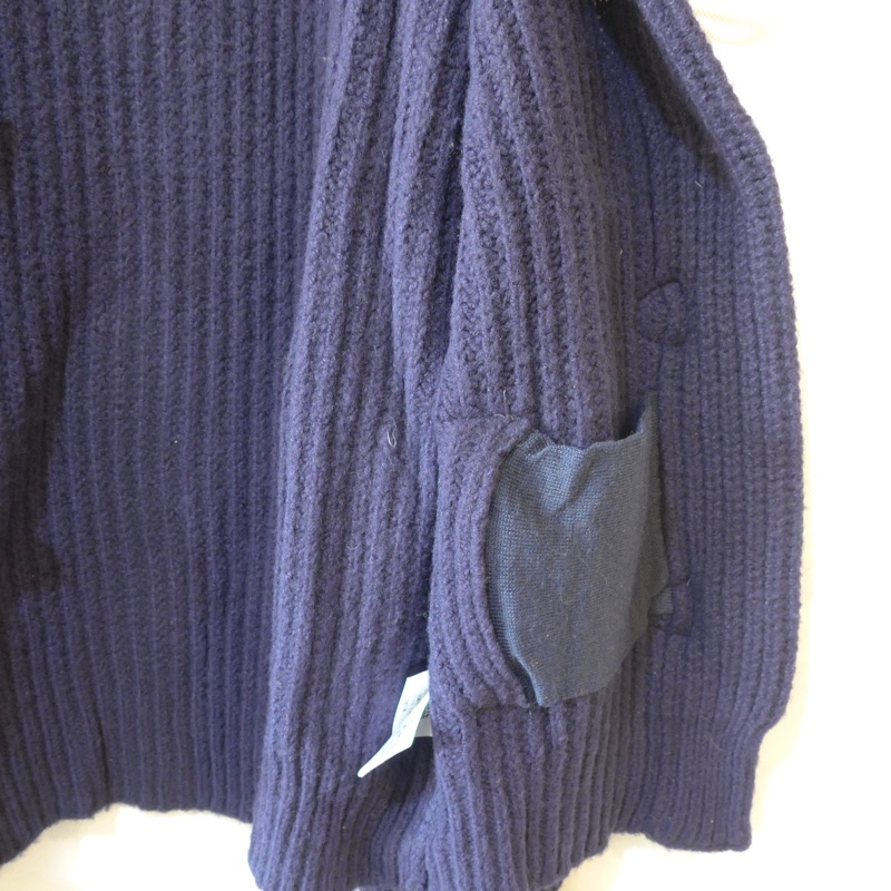 MOSCHINO 毛線外套｜經典輪廓中的設計巧思-5