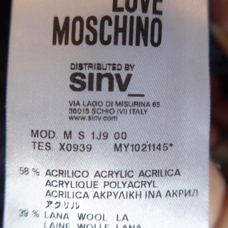 MOSCHINO 毛線外套｜經典輪廓中的設計巧思-7