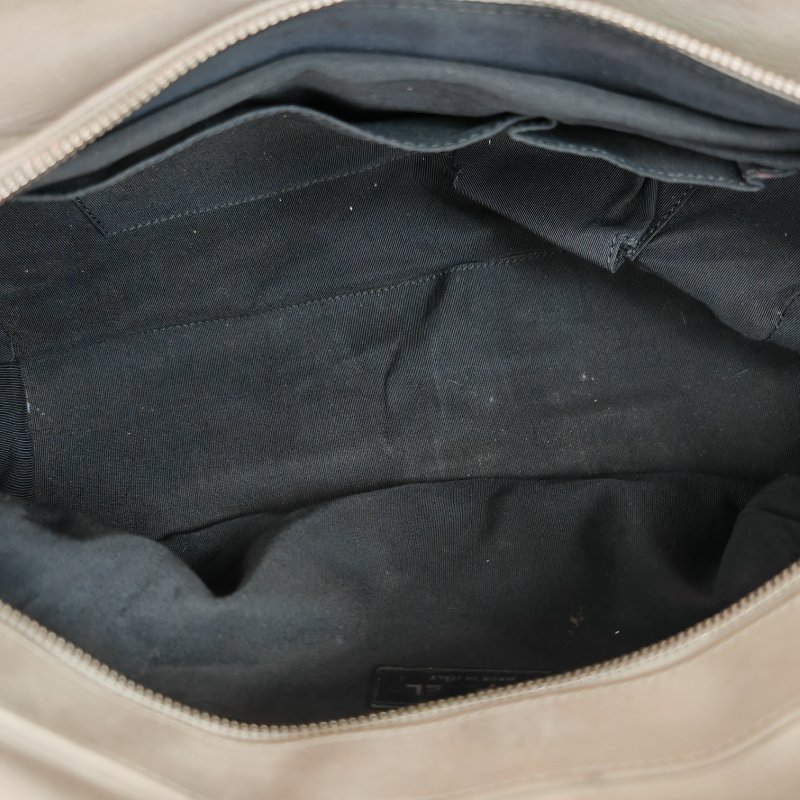 Chanel chic quilt 格菱紋牛皮 銀扣 保齡球包 14開-4