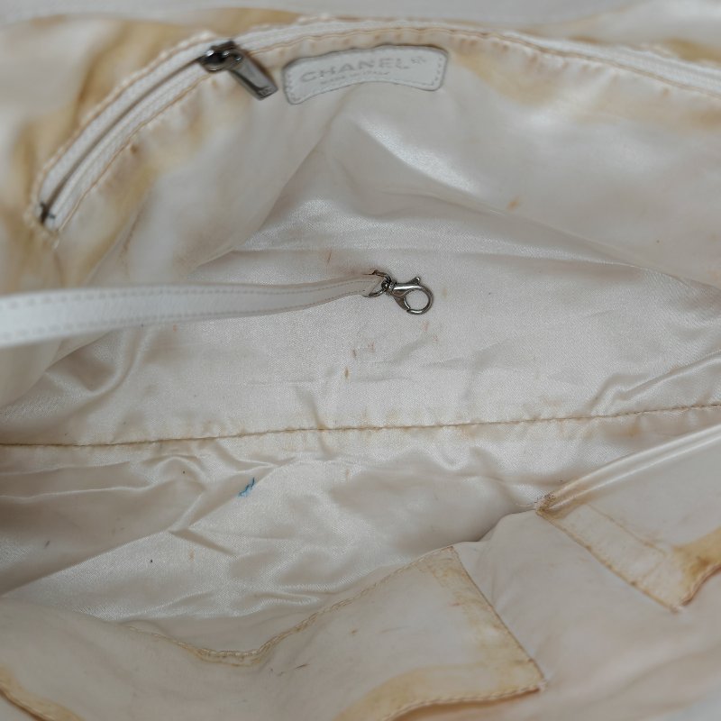 Chanel 奶白色 圓環LOGO 腋下包 10開-5