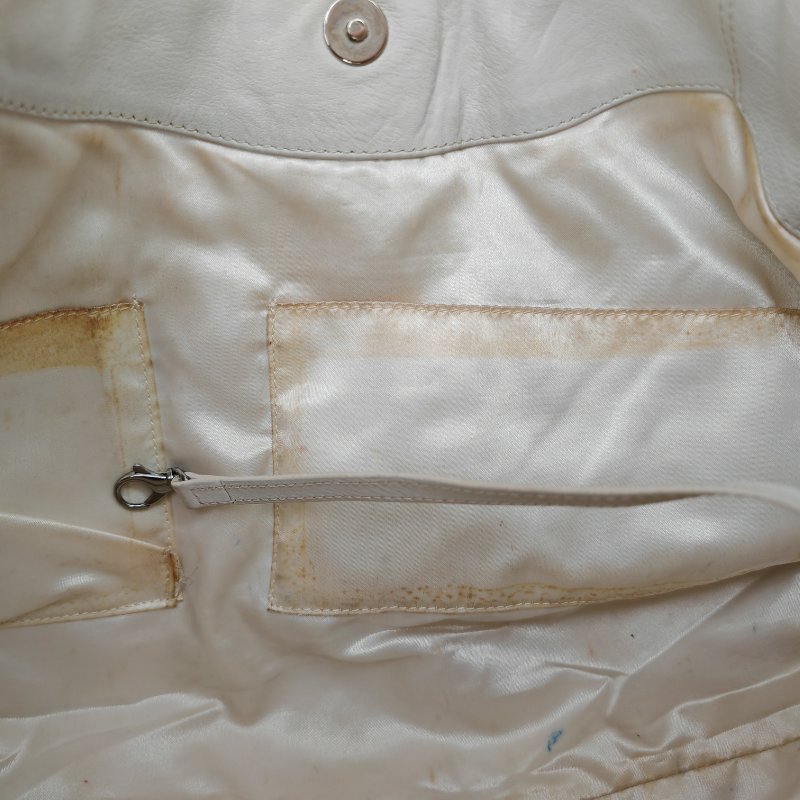 Chanel 奶白色 圓環LOGO 腋下包 10開-7