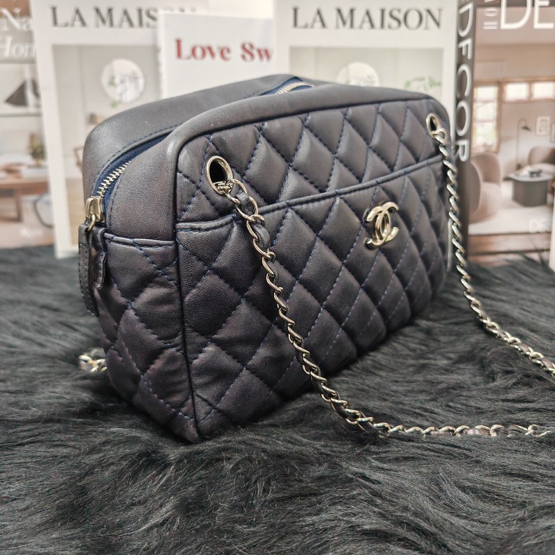 Chanel 深藍色銀扣 相機包 12開-1