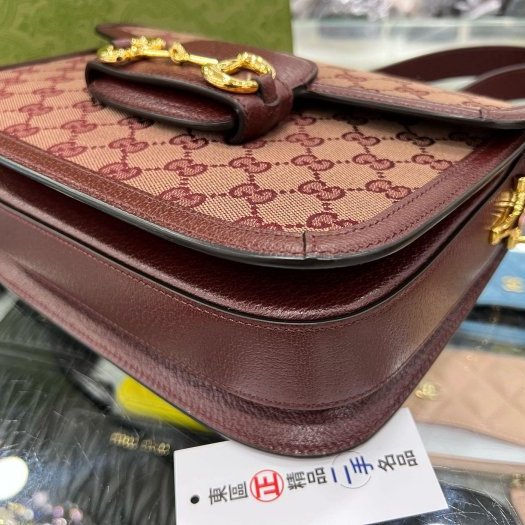 東區正精品㊣GUCCI 602204 1955 近全新暗紅色皮革緹花布金釦釦式翻蓋斜背包馬鞍包 RZ5561-5