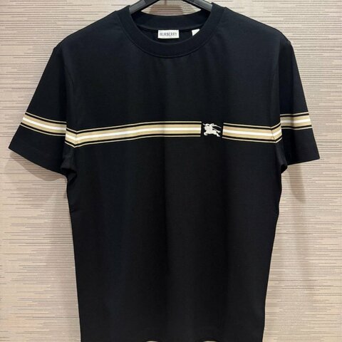 💎Han's house精品服飾💎 Burberry 戰馬 刺繡 短T 短袖 T恤