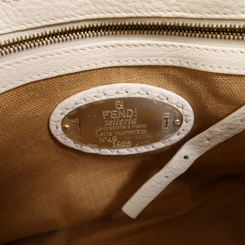 FENDI 牛皮皮革Selleria Linda Bag金扣手挽袋-5