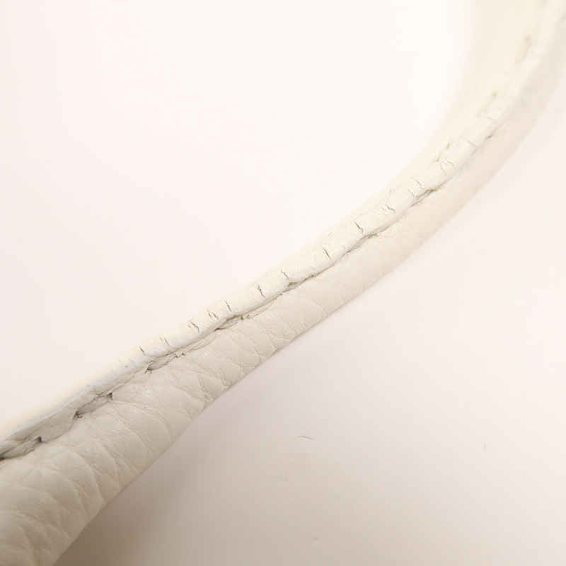 FENDI 牛皮皮革Selleria Linda Bag金扣手挽袋-16