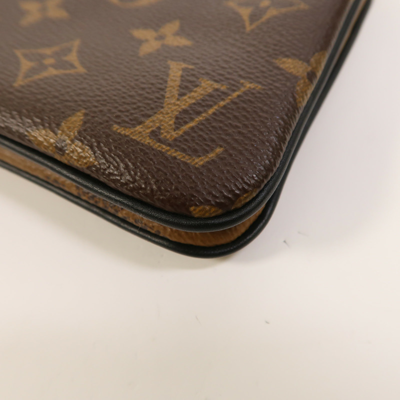 LOUIS VUITTON Monogram Giant Reverse Double Zip Pochette金扣肩背袋-12