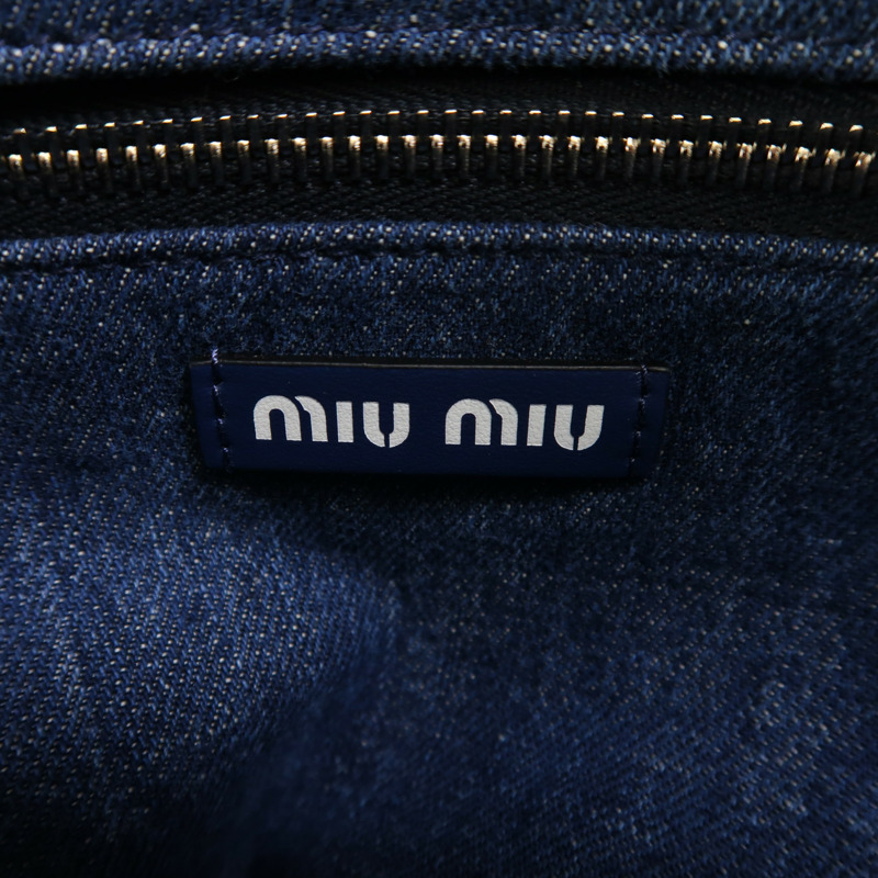 Miu Miu 牛仔布Tote Bag銀扣肩背袋-5