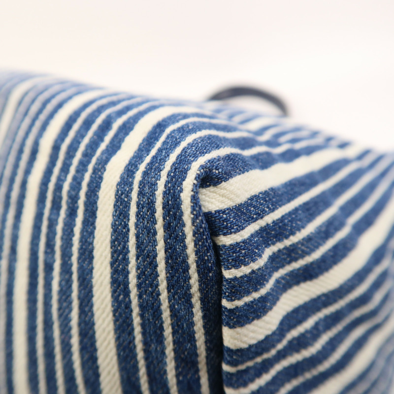 Miu Miu 牛仔布Tote Bag銀扣肩背袋-7