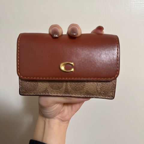 Coach三折短夾