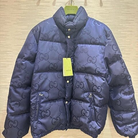 💎Han's house精品服飾💎GUCCI JUMBO 滿版 GG 羽絨 外套