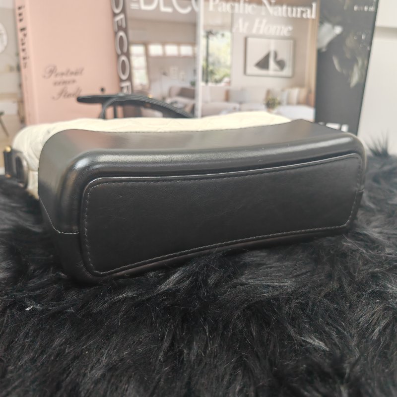 Chanel 流浪包 白金 中號 25開-2