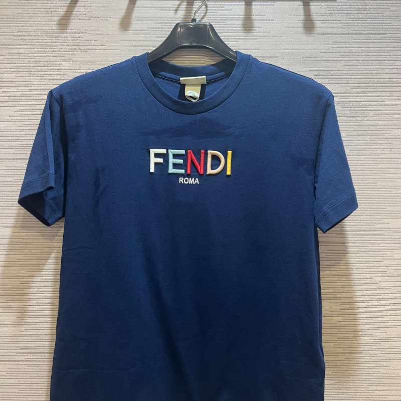 💎Han's house精品服飾💎 FENDI 芬迪 立體 刺繡 短 T T恤 短袖-0